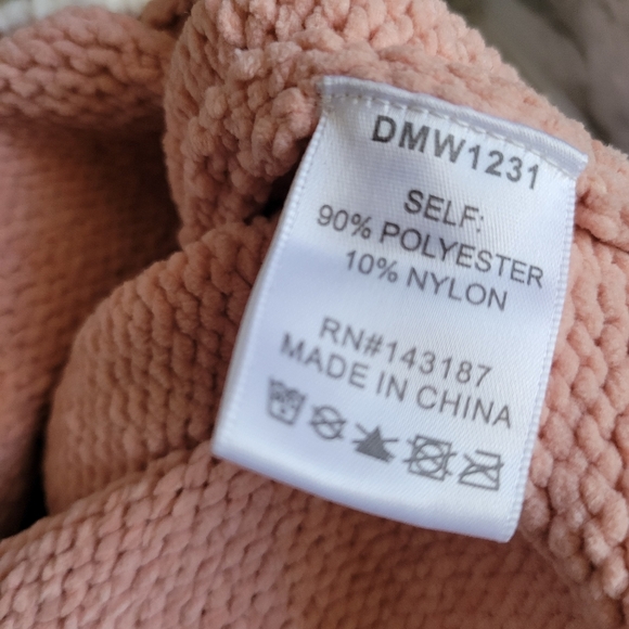 Dance&Marvel Crop Sweater S/M - Picture 4 of 7